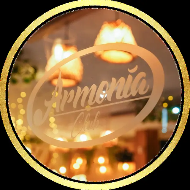 Aviso luminoso dorado de Armonía Club